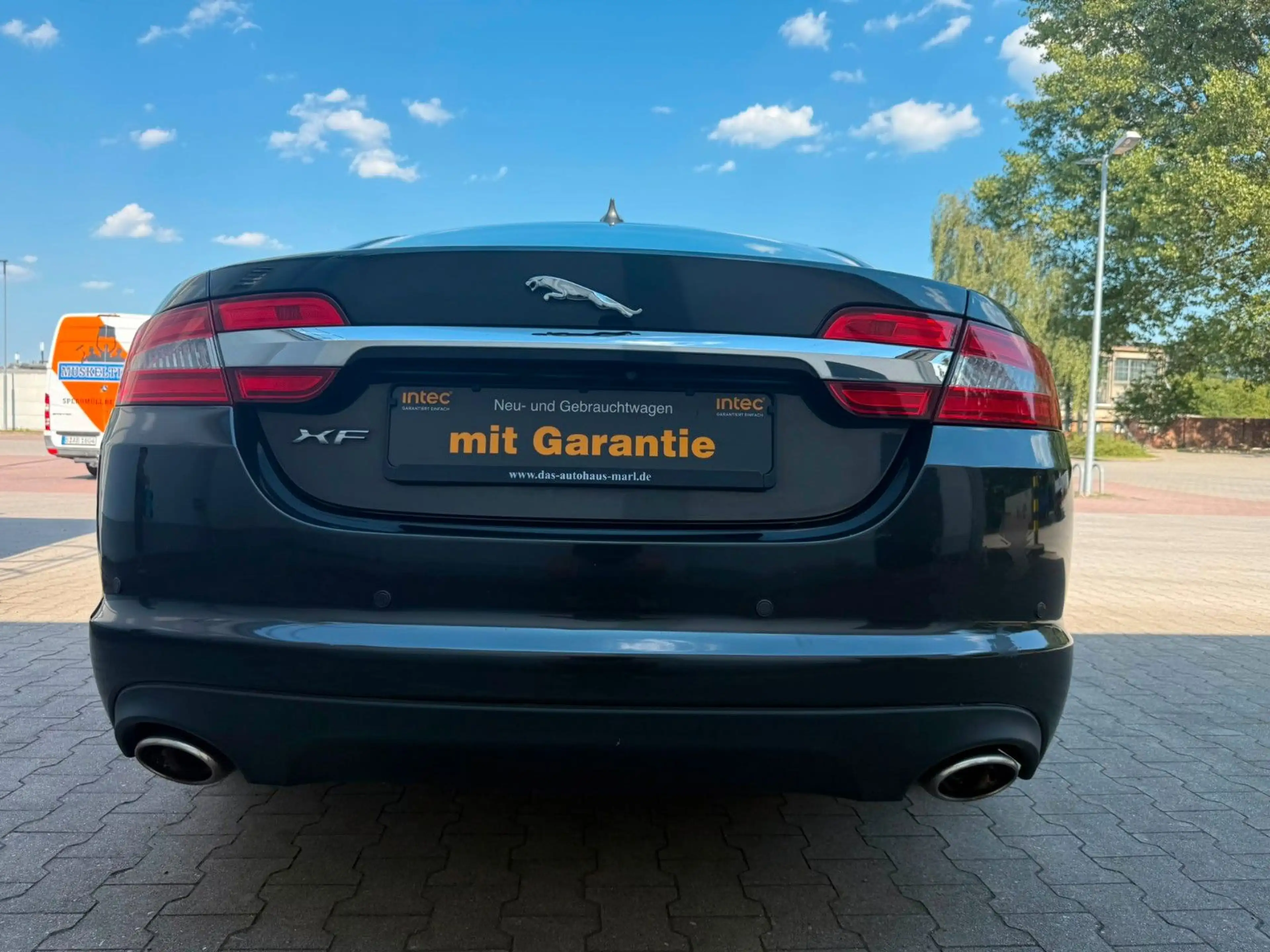 Jaguar XF 3.0 V6 Diesel — photo 6