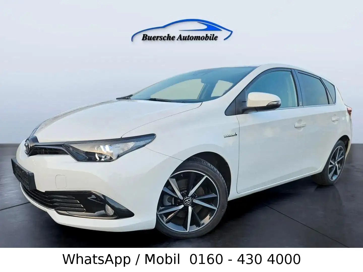 Toyota Auris Hybrid Team Deutschland 1,8-l-VVT-i Weiß - 1