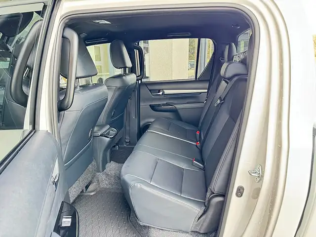 Toyota Hilux DK Invinsible 4WD 2,8 D-4D Aut. Ansicht 17