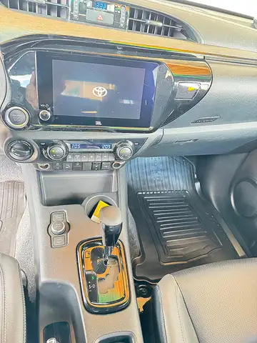 Toyota Hilux DK Invinsible 4WD 2,8 D-4D Aut. Ansicht 16