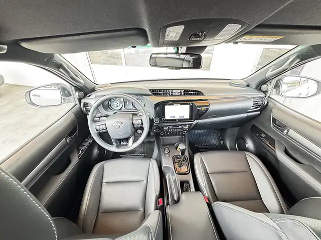 Toyota Hilux DK Invinsible 4WD 2,8 D-4D Aut. Ansicht 13