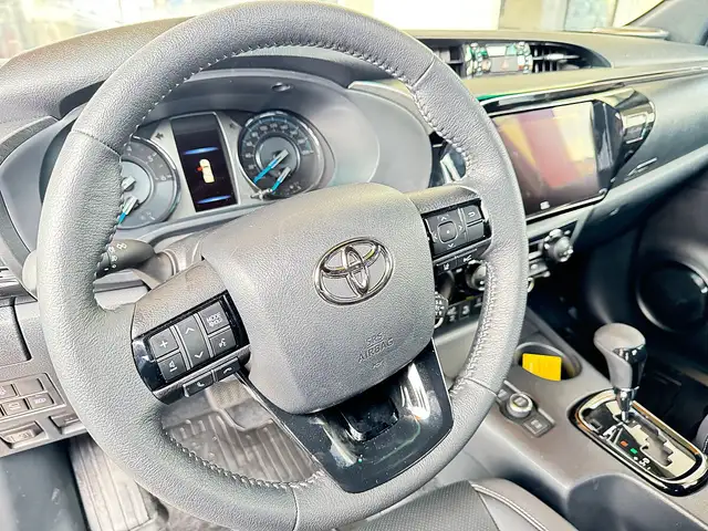 Toyota Hilux DK Invinsible 4WD 2,8 D-4D Aut. Ansicht 15