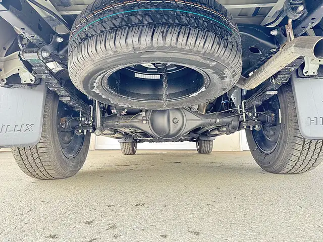 Toyota Hilux DK Invinsible 4WD 2,8 D-4D Aut. Ansicht 9