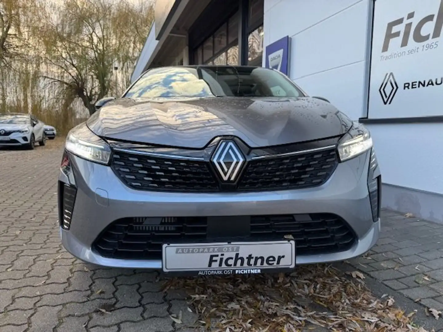 Renault Clio Evolution TCe 90 AUTOMATIK Kamera Grau - 2