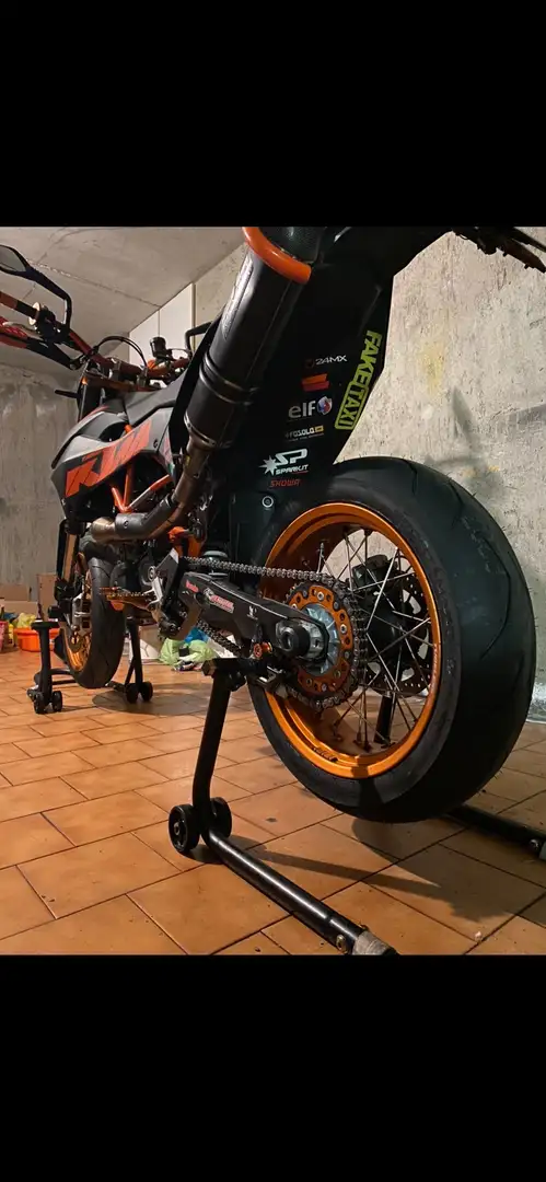 KTM 690 SMC R Nero - 2