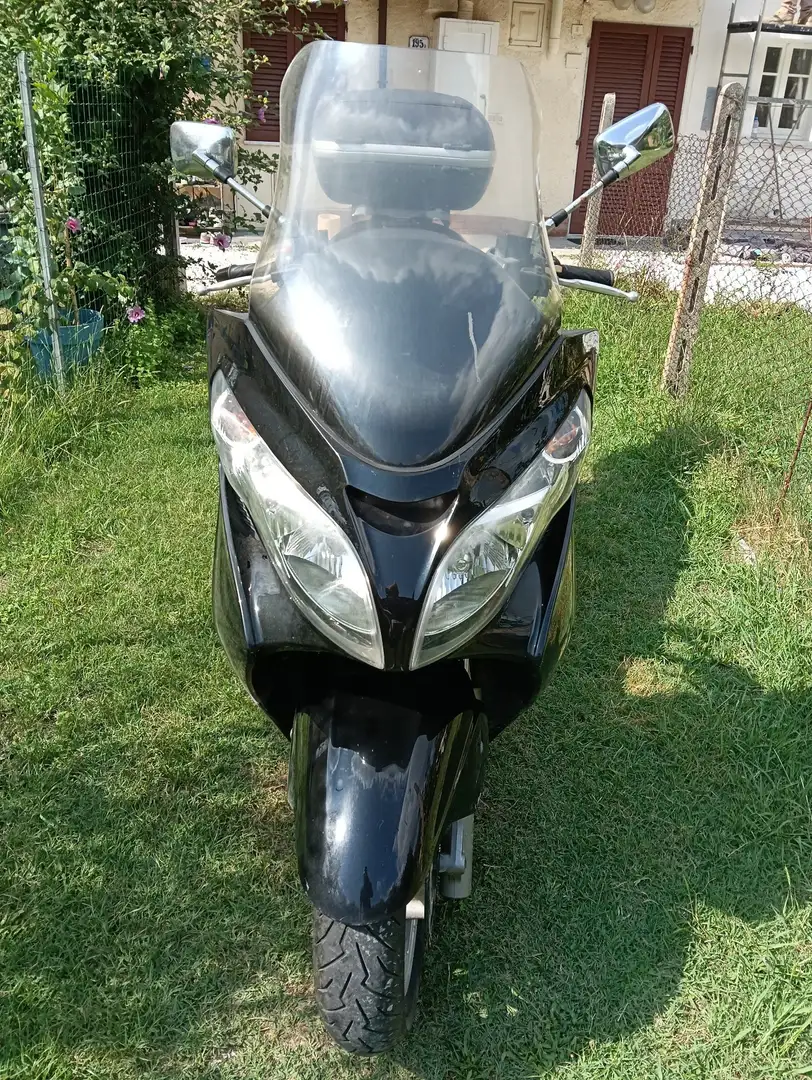 Suzuki Burgman 400 Fekete - 1