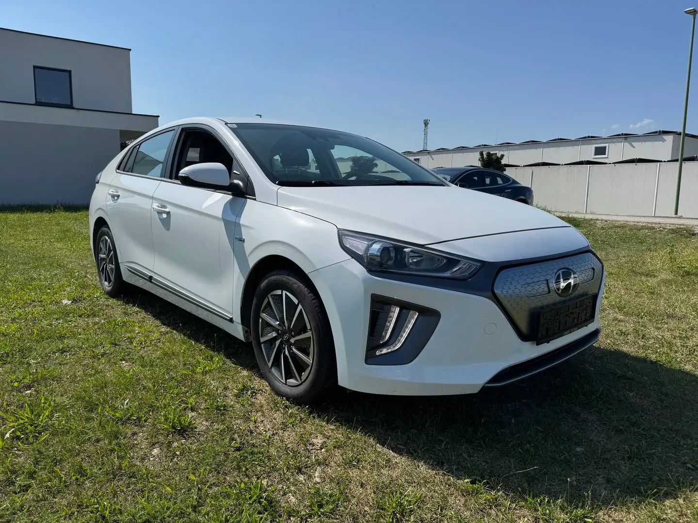Hyundai IONIQ LEVEL 3 Elektro Blanc - 2