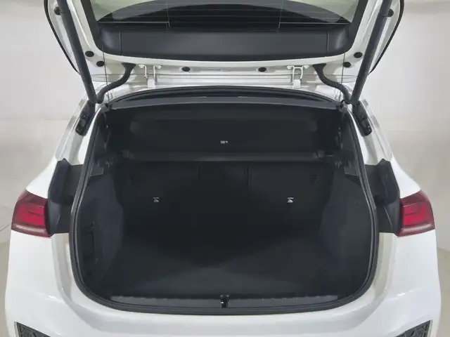 BMW 2 Series view 13