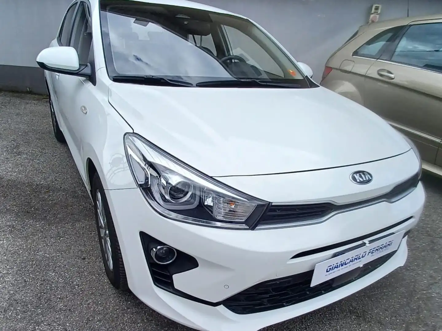 Kia Rio Rio 1.0 t-gdi mhev Style s/Comfort Pack 100cv imt Weiß - 1