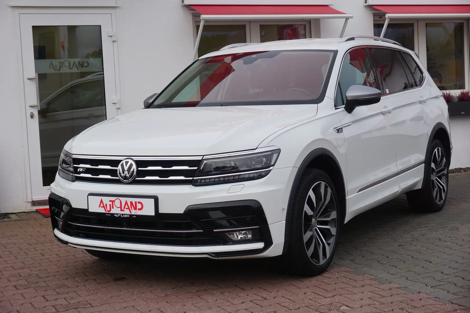 Volkswagen Tiguan Allspace 2.0 TDI R-Line 4 Motion LED AHK Blanc - 2