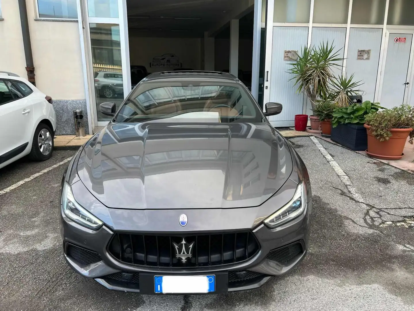 Maserati Ghibli V6 Diesel 275 CV Gransport Gris - 1
