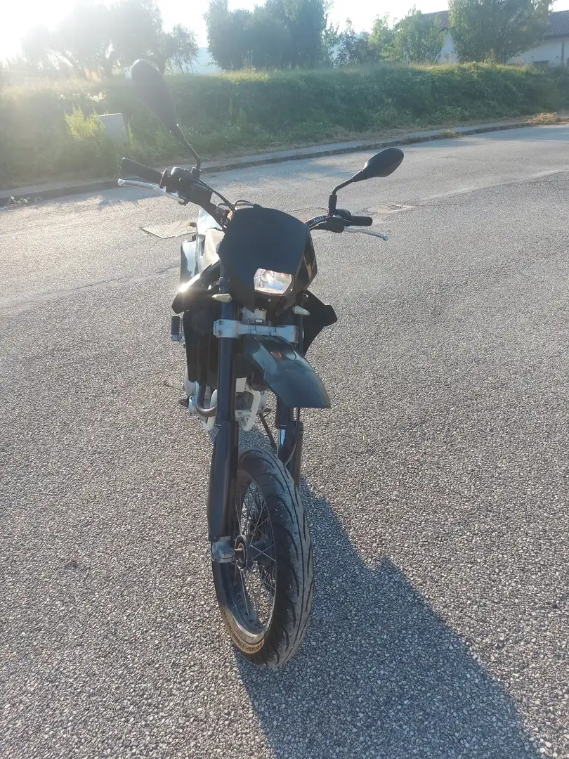 Husqvarna SMR 125 Noir - 1