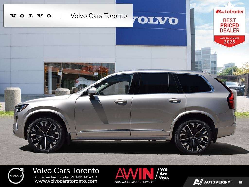 2026 Volvo XC90 B6 AWD Ultra Bright Theme 6-Seater alt 3