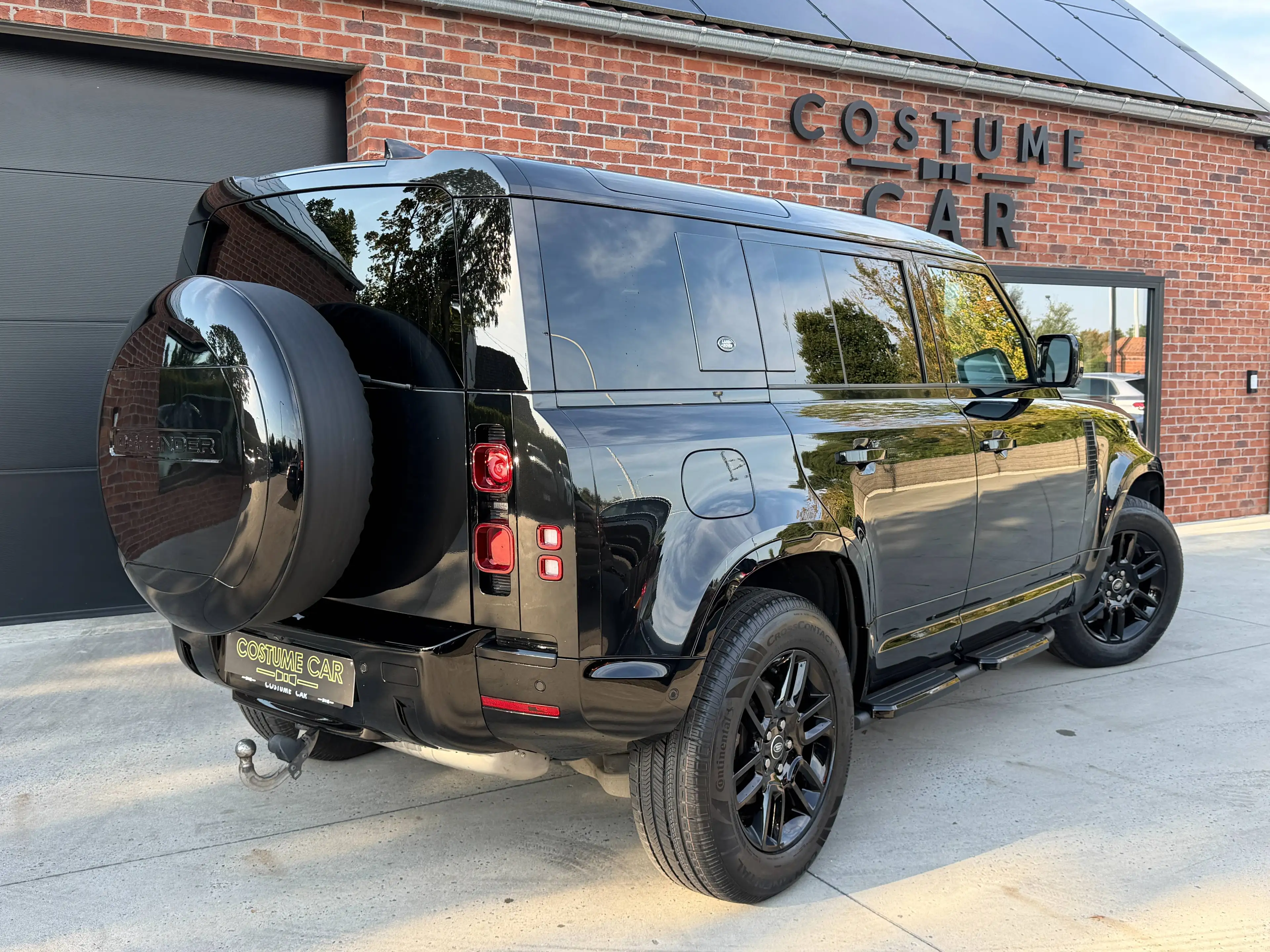 Land Rover Defender 7 places - Caméra 360° - Suspensions pneum - Attelage — photo 8