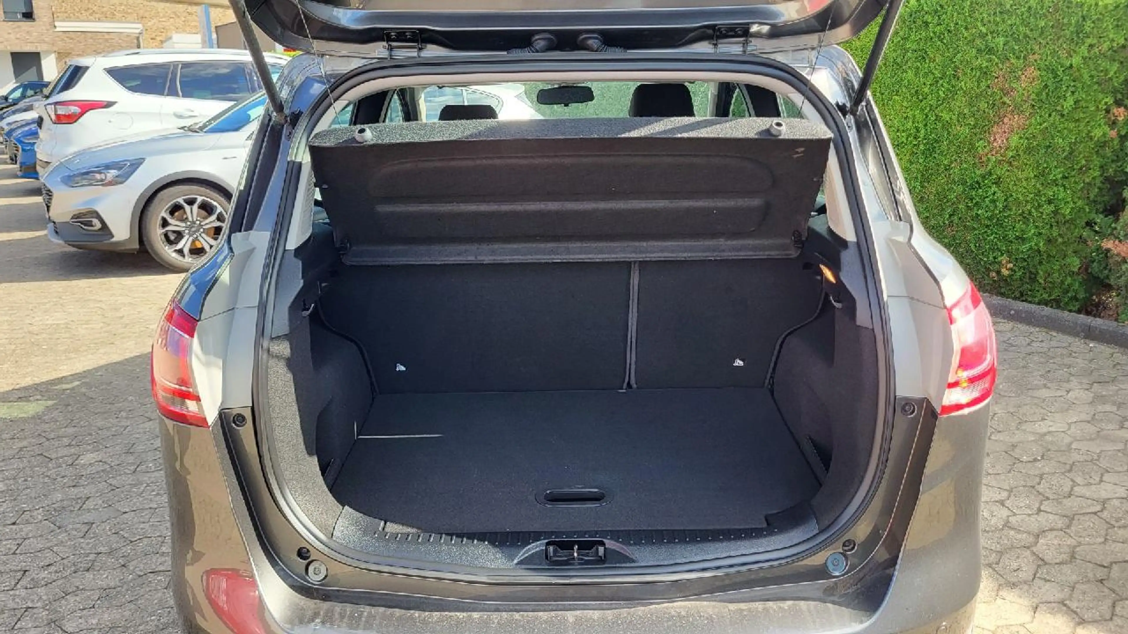 Ford B-Max Trend — photo 7