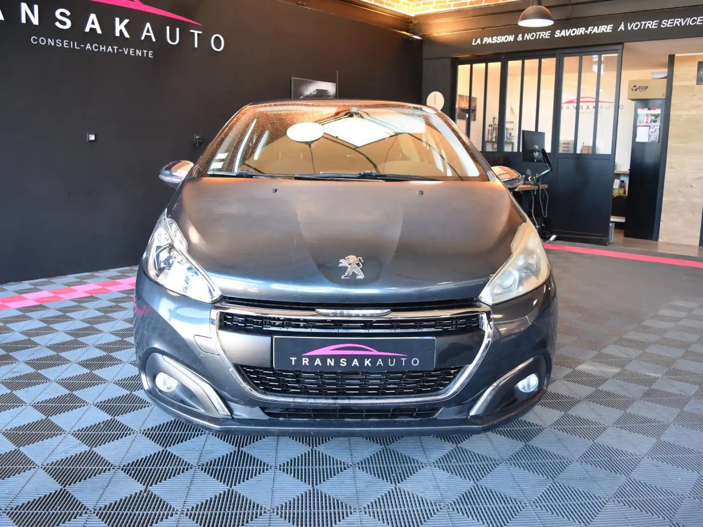 Peugeot 208 208 1.2 PureTech 110ch S\u0026amp;S BVM5 Allure Gris - 2