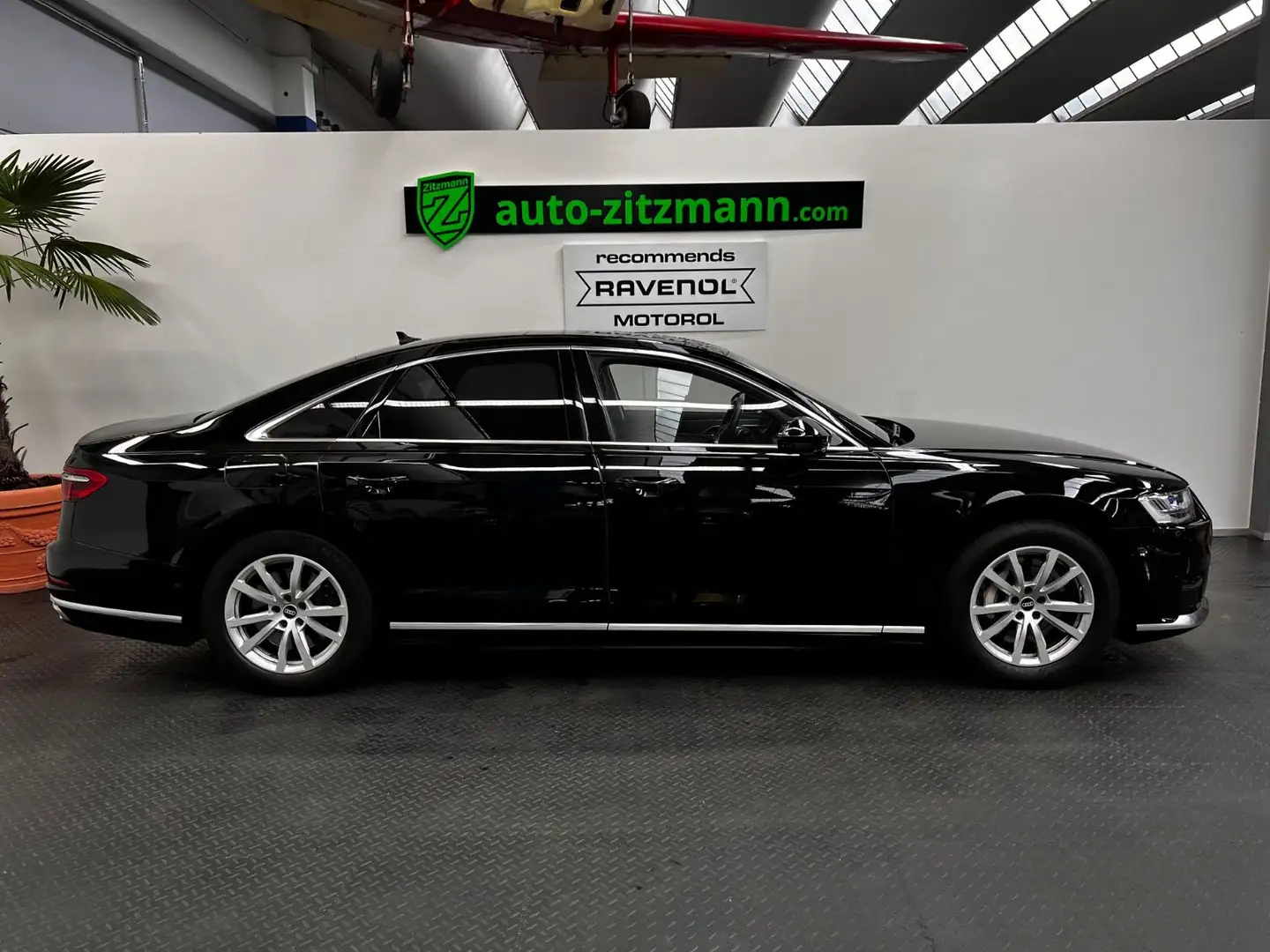 Audi A8 55 TFSI quattro *PANO*ACC*CAM*HUD*LASER*NSA* Schwarz - 1