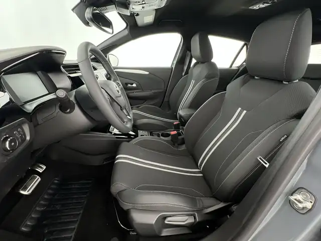 Opel Corsa view 8