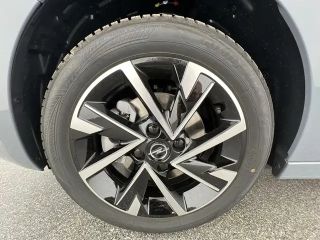 Opel Corsa view 6