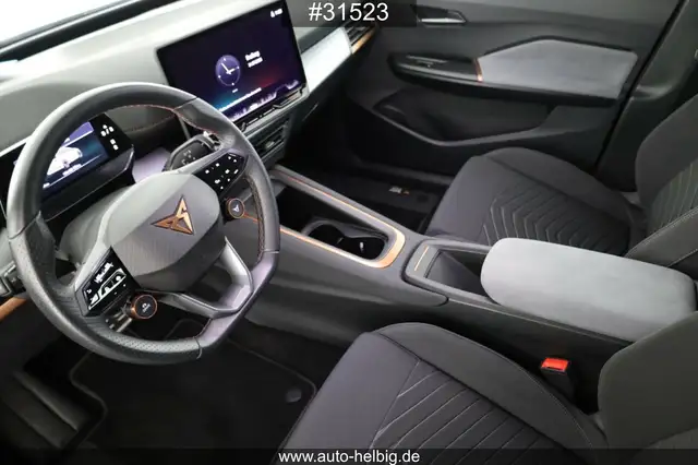 CUPRA Born view 10