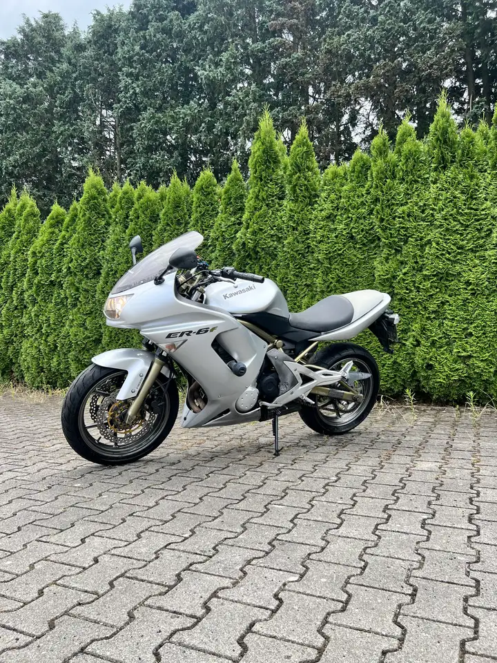 Kawasaki ER