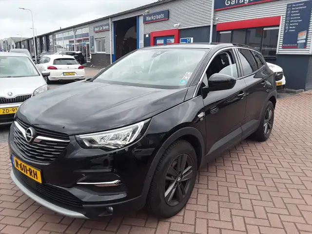 Opel Grandland