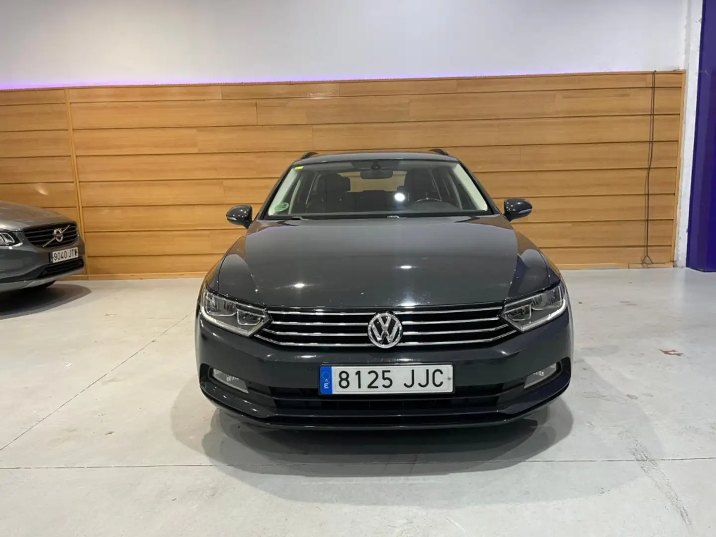 Volkswagen Passat Variant 1.6TDI Bluemotion 88kW Gris - 2