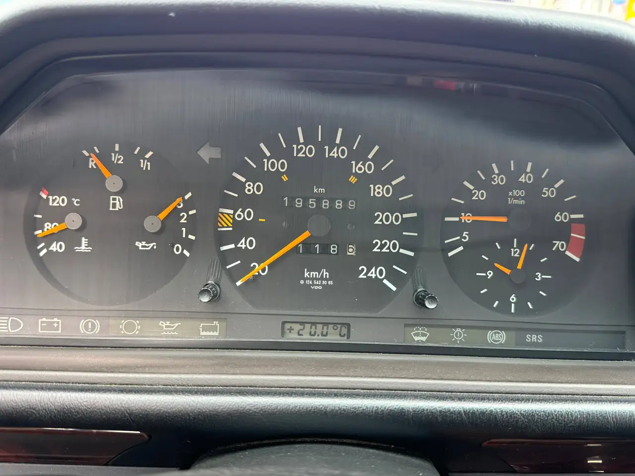Mercedes-Benz E 220 Sportline Vollausstattung, foto 10