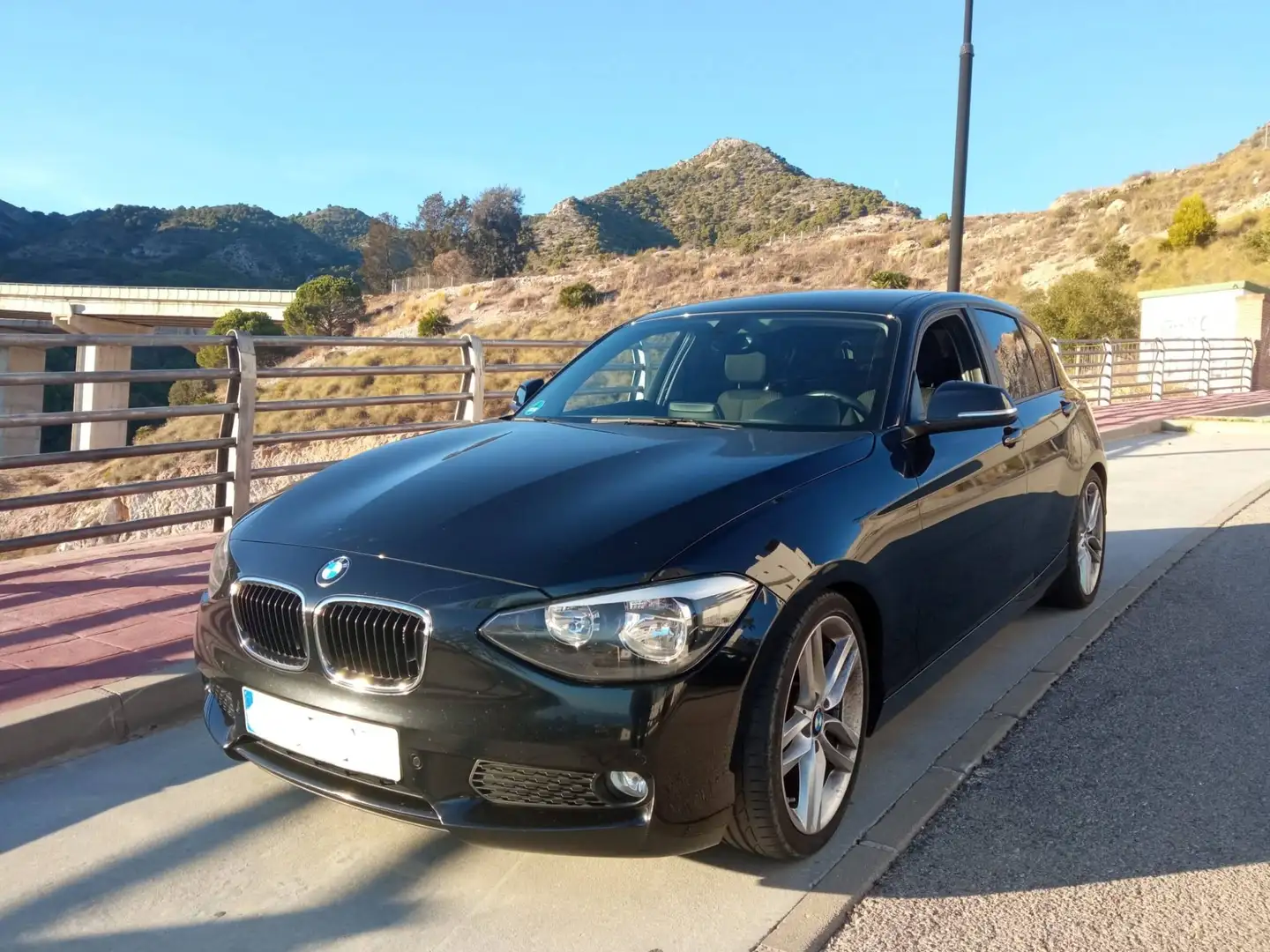 BMW 116 116d Negro - 1