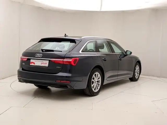 Audi A6 view 4