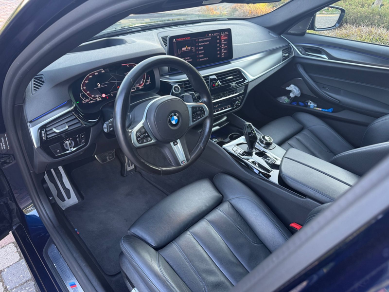 BMW 530 d xDrive Touring M Sport Pro Laser*Pano*360* — photo 8