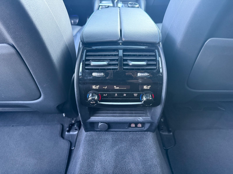 BMW 530 d xDrive Touring M Sport Pro Laser*Pano*360* — photo 13