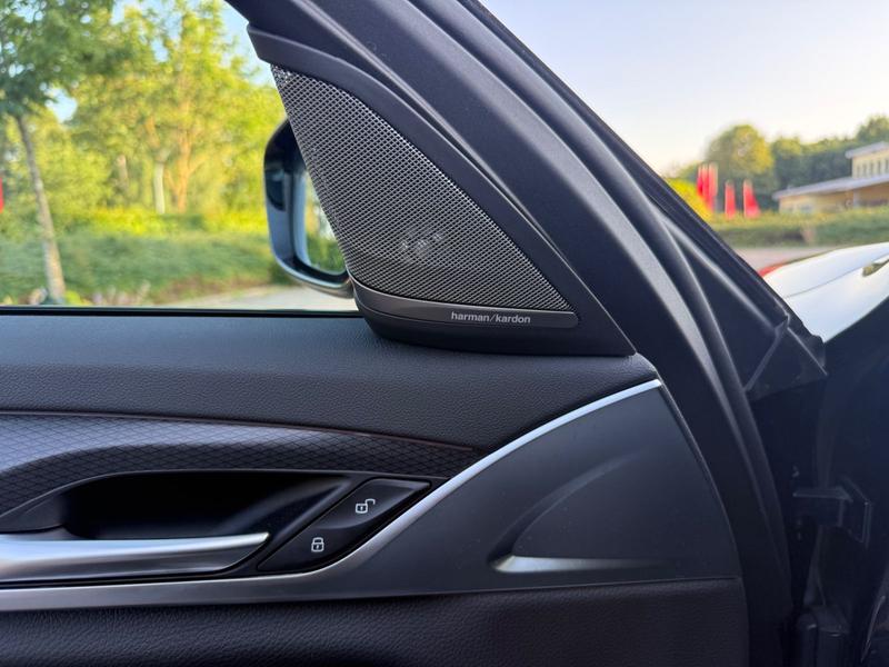 BMW 530 d xDrive Touring M Sport Pro Laser*Pano*360* — photo 10