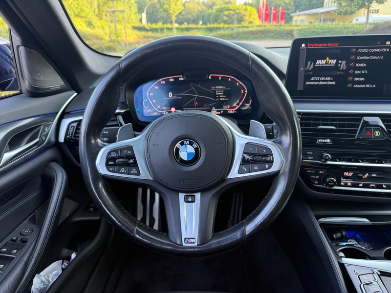BMW 530 d xDrive Touring M Sport Pro Laser*Pano*360* — photo 14