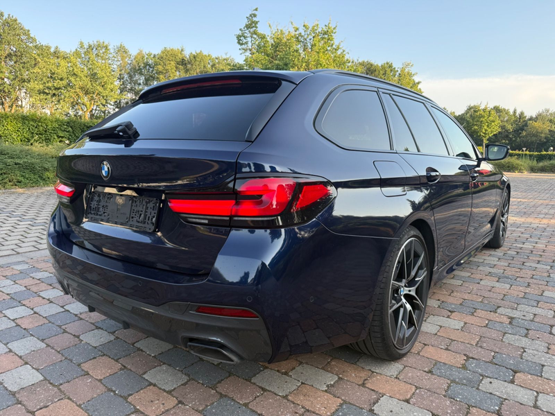 BMW 530 d xDrive Touring M Sport Pro Laser*Pano*360* — photo 4