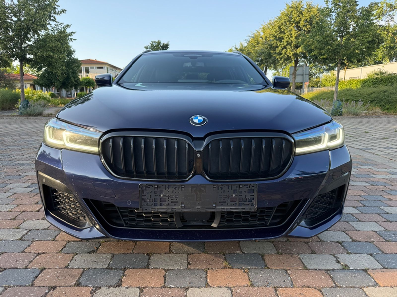 BMW 530 d xDrive Touring M Sport Pro Laser*Pano*360* — photo 2