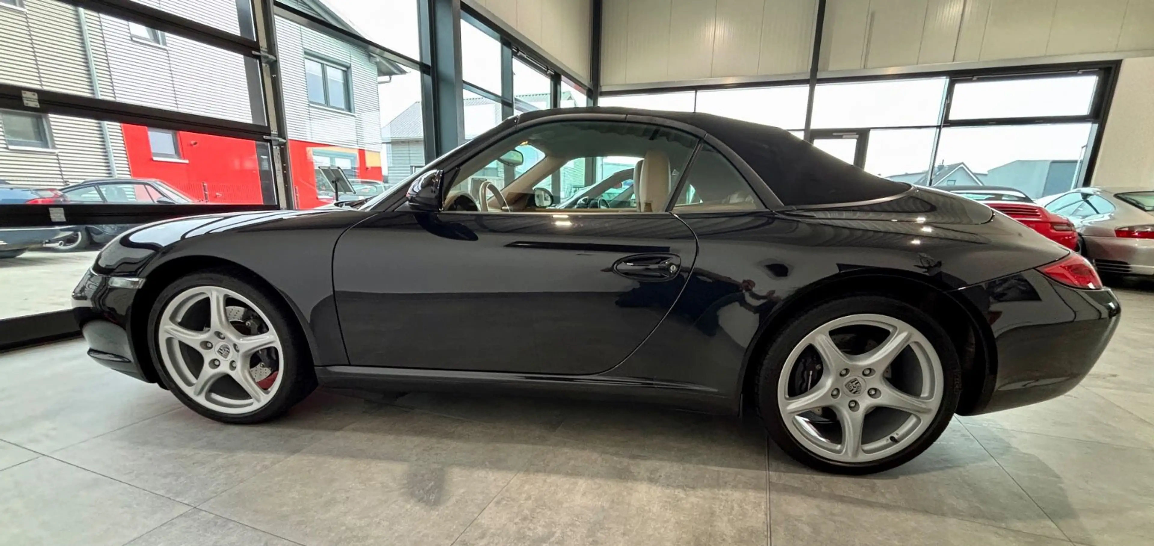 Porsche 997 911 Carrera Cabriolet TOP-UNFALLFREI — photo 4