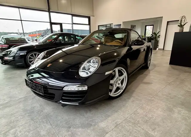 Porsche 911 Carrera Cabriolet TOP-UNFALLFREI