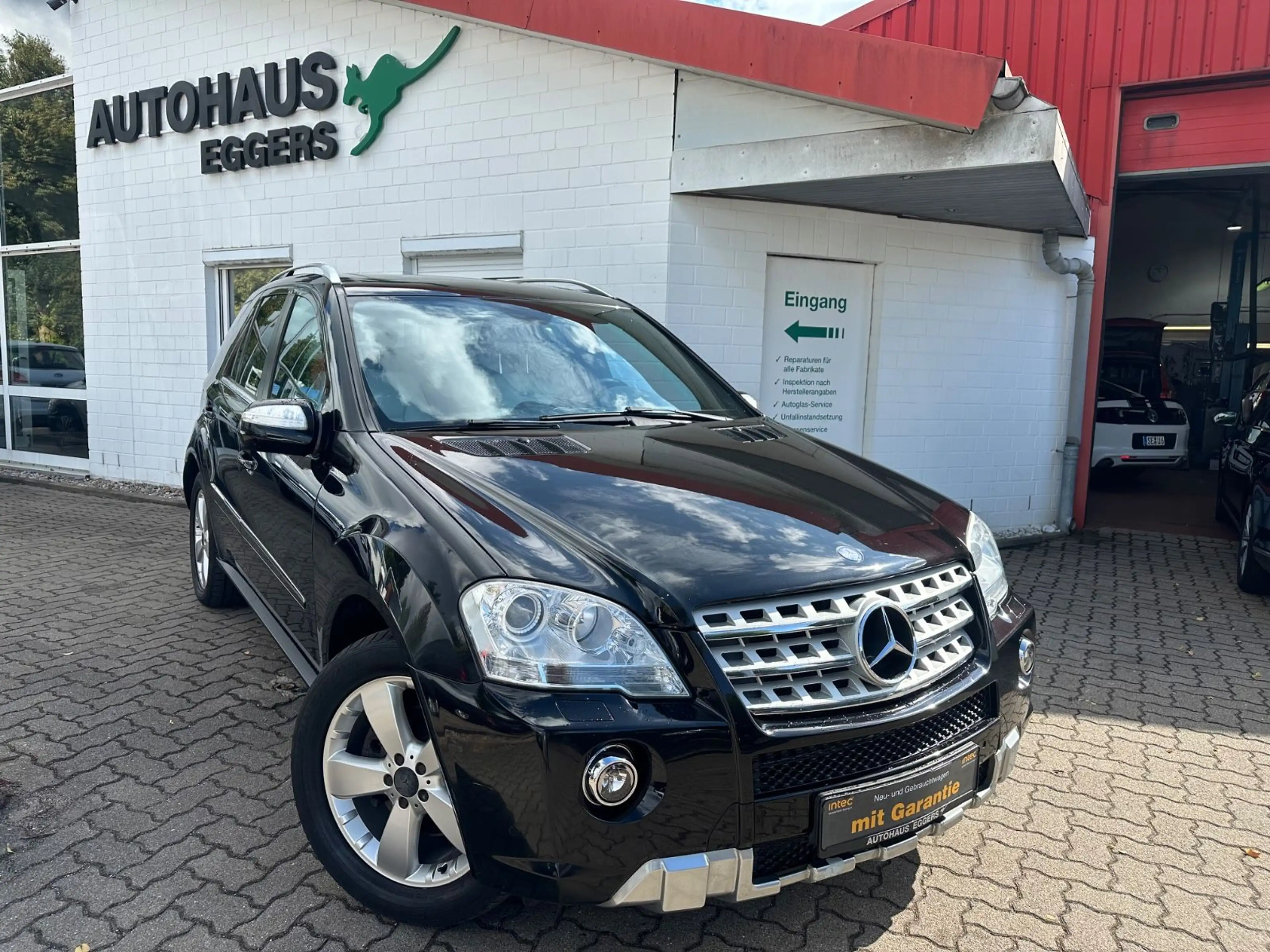 Mercedes-Benz ML 350 4Matic/2HD/AHK/S-DACH/STANDHZ/NAVI/LEDER