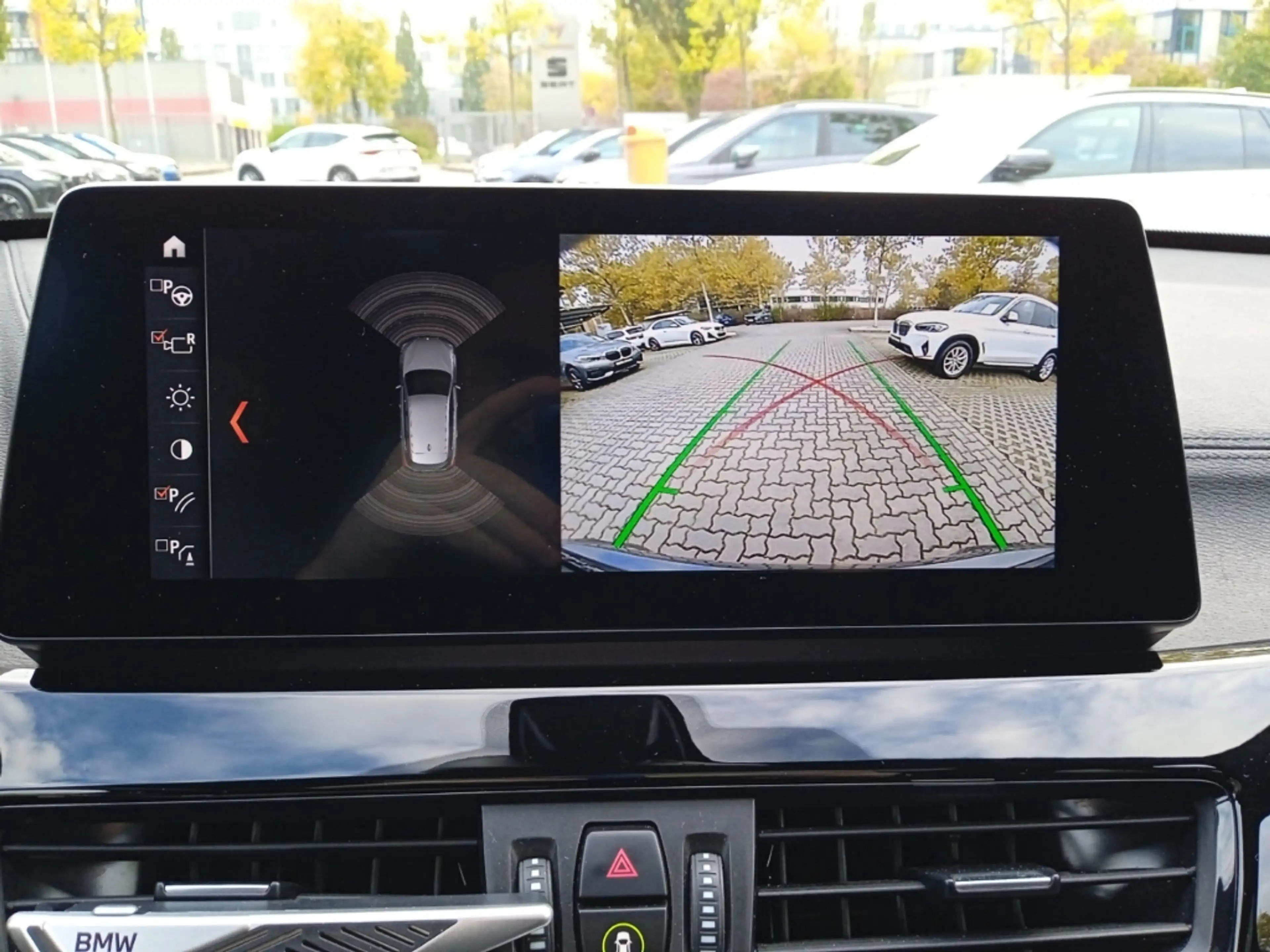 BMW X1 20 d M Sport HUD AD El. Panodach Navi Soundsystem — photo 19