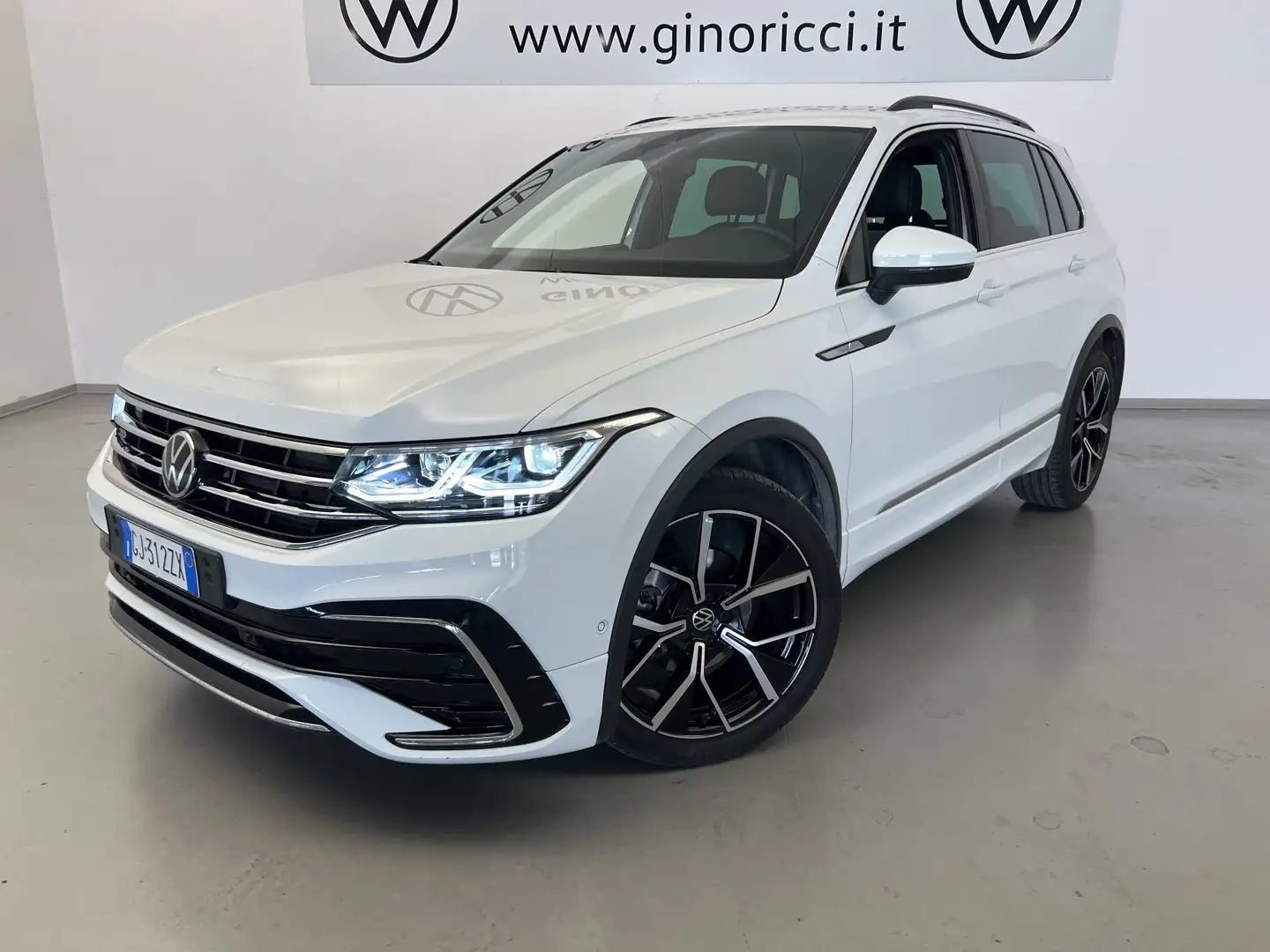 Volkswagen Tiguan Tiguan 2.0 TDI 150 CV SCR DSG R-Line Blanc - 2