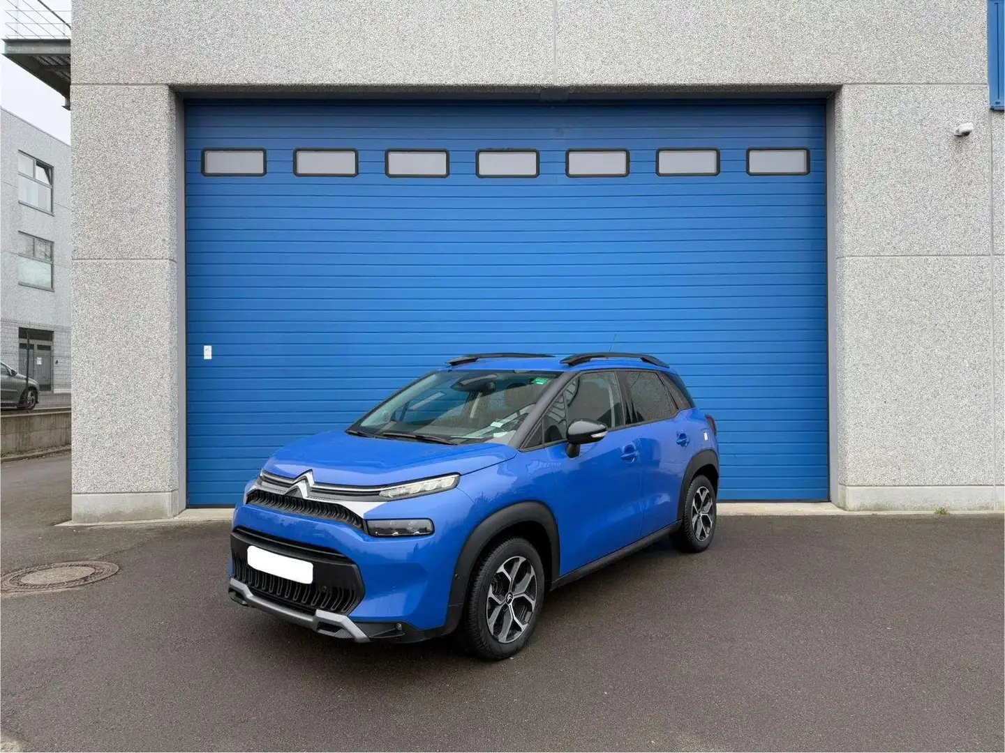 Citroen C3 Aircross SHINE 1.2 TURBO 110 CV BVM.6 Blau - 2