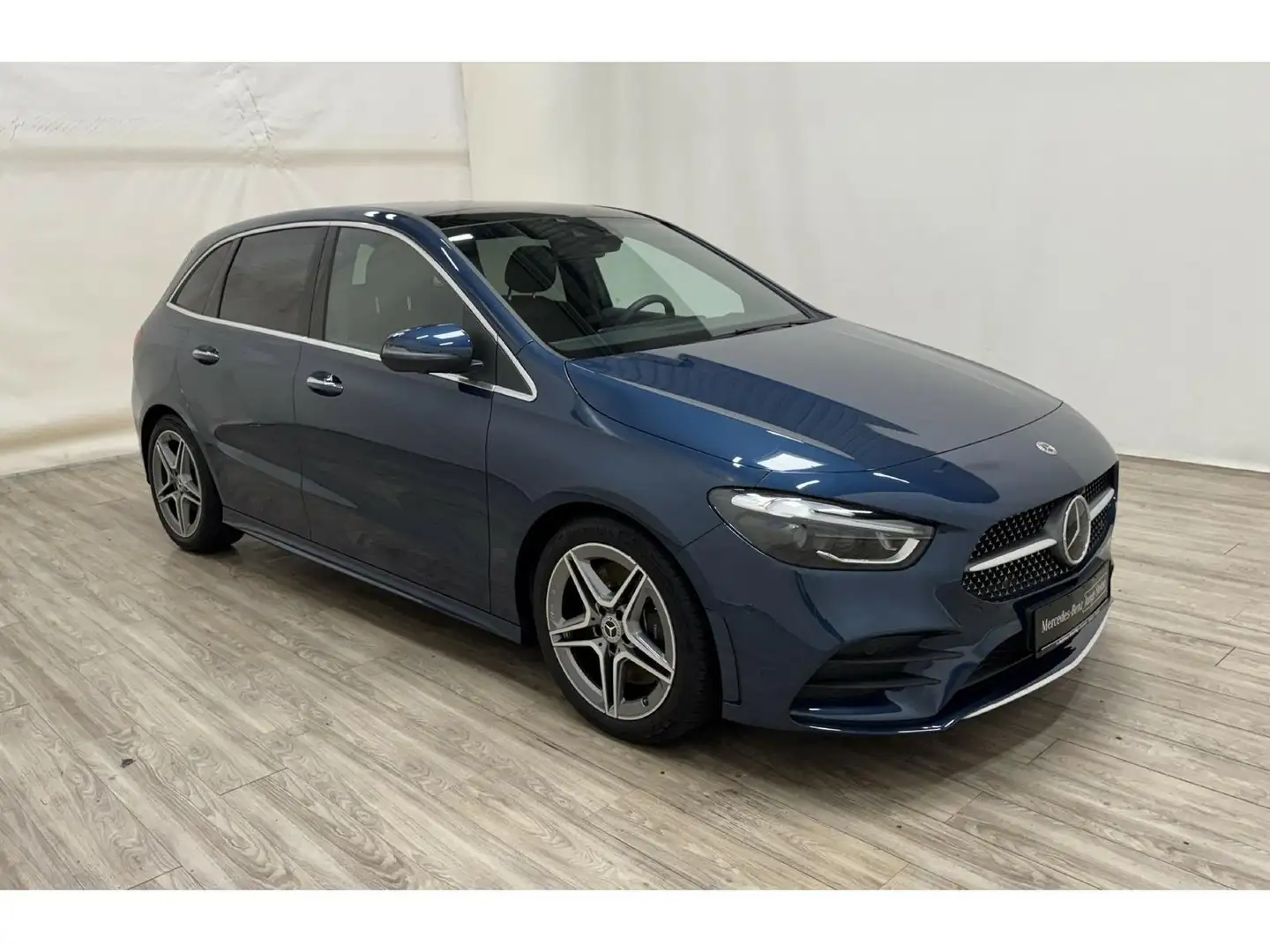 Mercedes-Benz B 250 4M AMG Pano*AHK*Memory*HUD*MULTIBEAM*Distr Blau - 2
