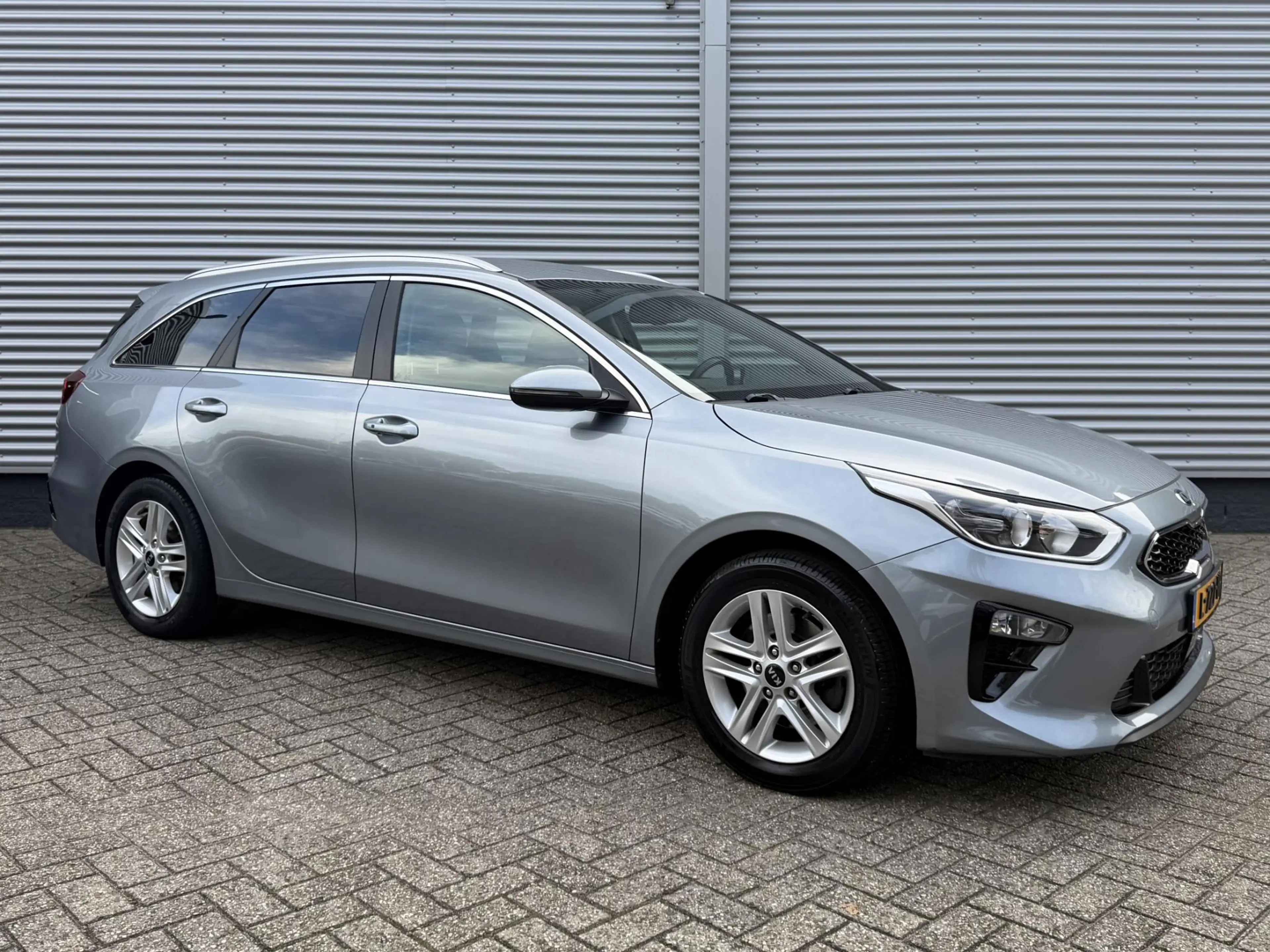 Kia Ceed SW / cee'd SW Sportswagon 1.0 T-GDi DynamicPlusLine | Stoel/Stuu — photo 7