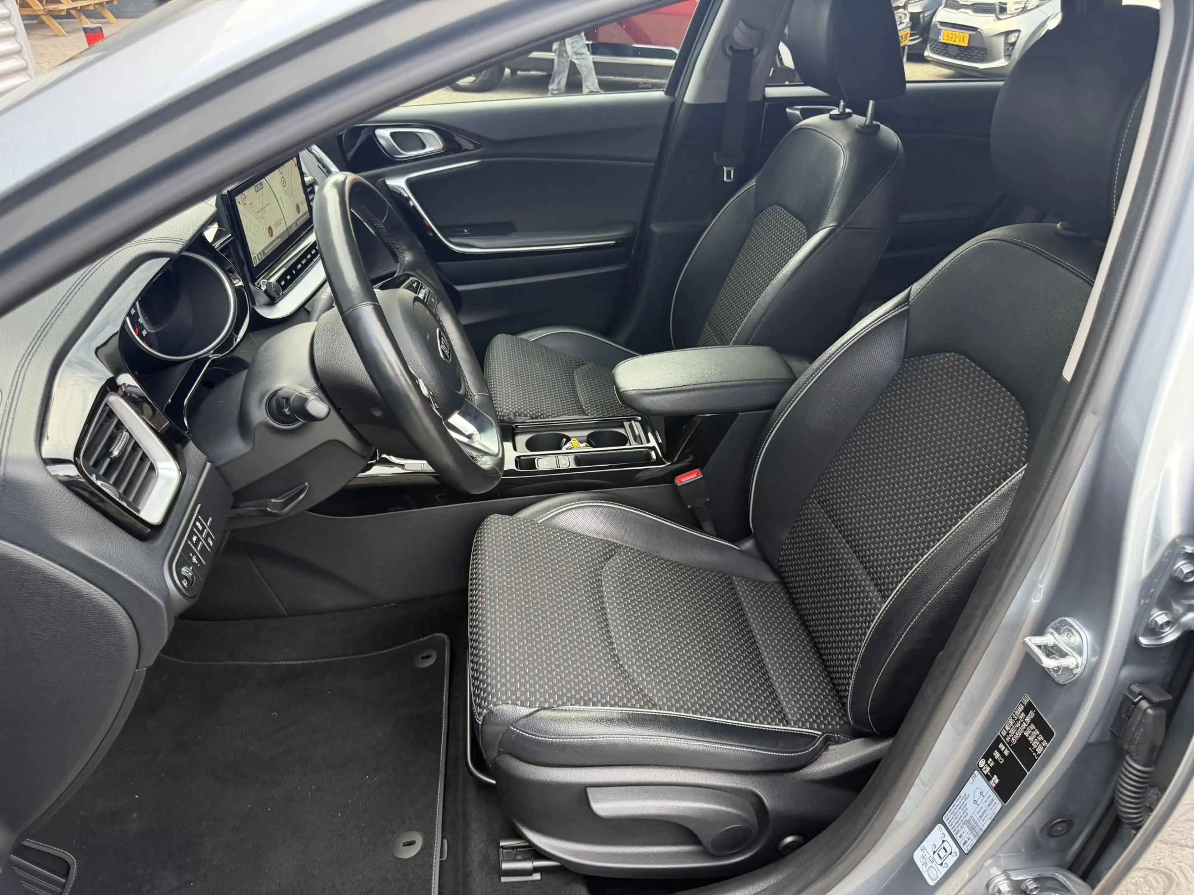 Kia Ceed SW / cee'd SW Sportswagon 1.0 T-GDi DynamicPlusLine | Stoel/Stuu — photo 9