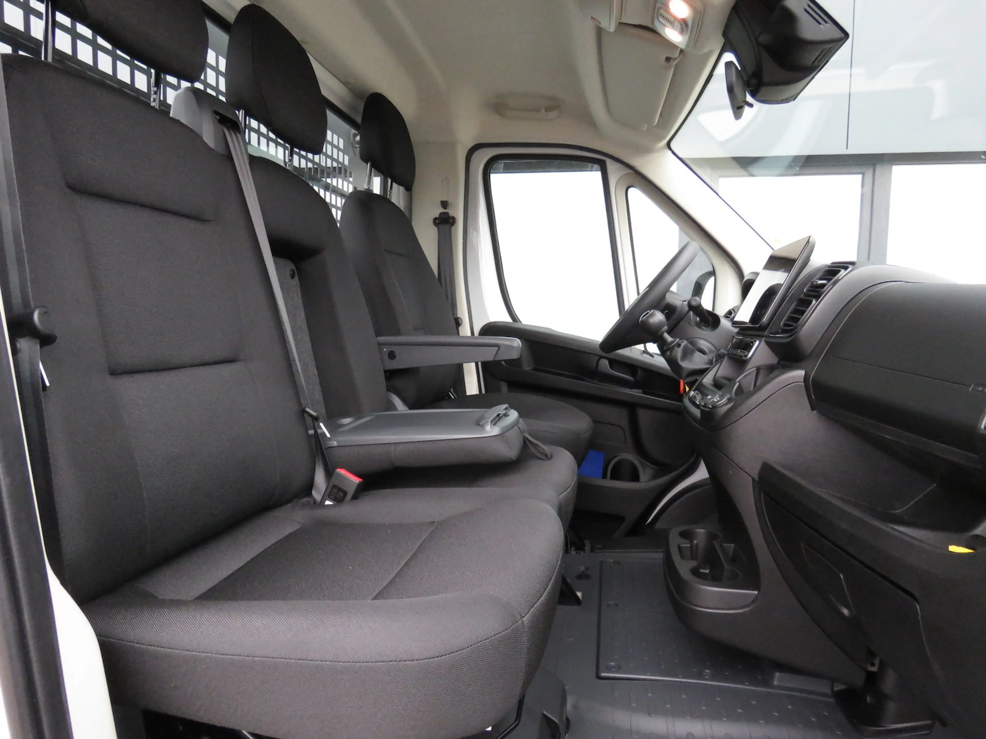 Fiat Ducato Maxi Pritsche 35 L4 180/ 10-Zoll-Navi+AHK — photo 10