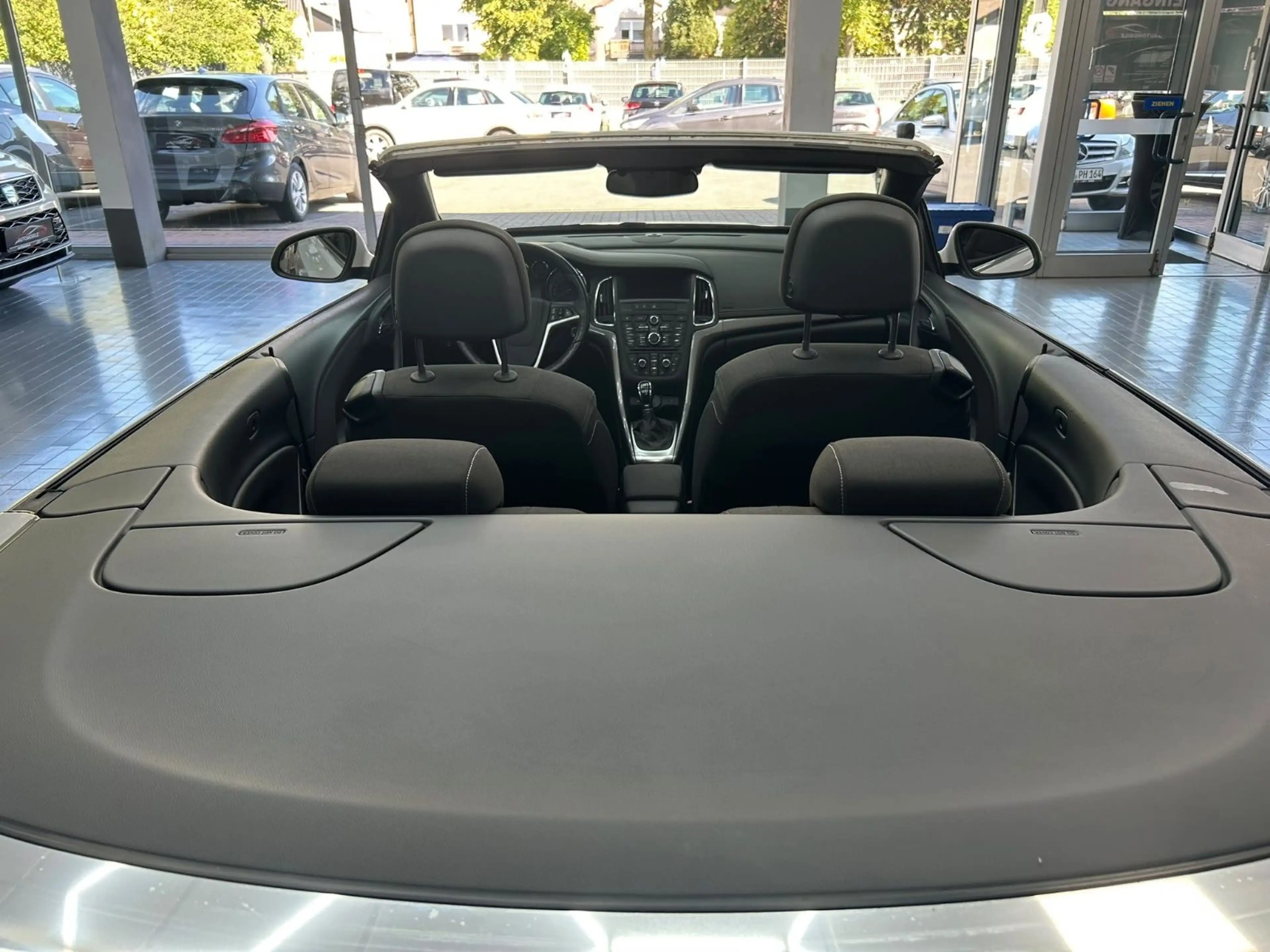 Opel Cascada Edition 1.4 Turbo/ Navi / TÜV Neu — photo 14