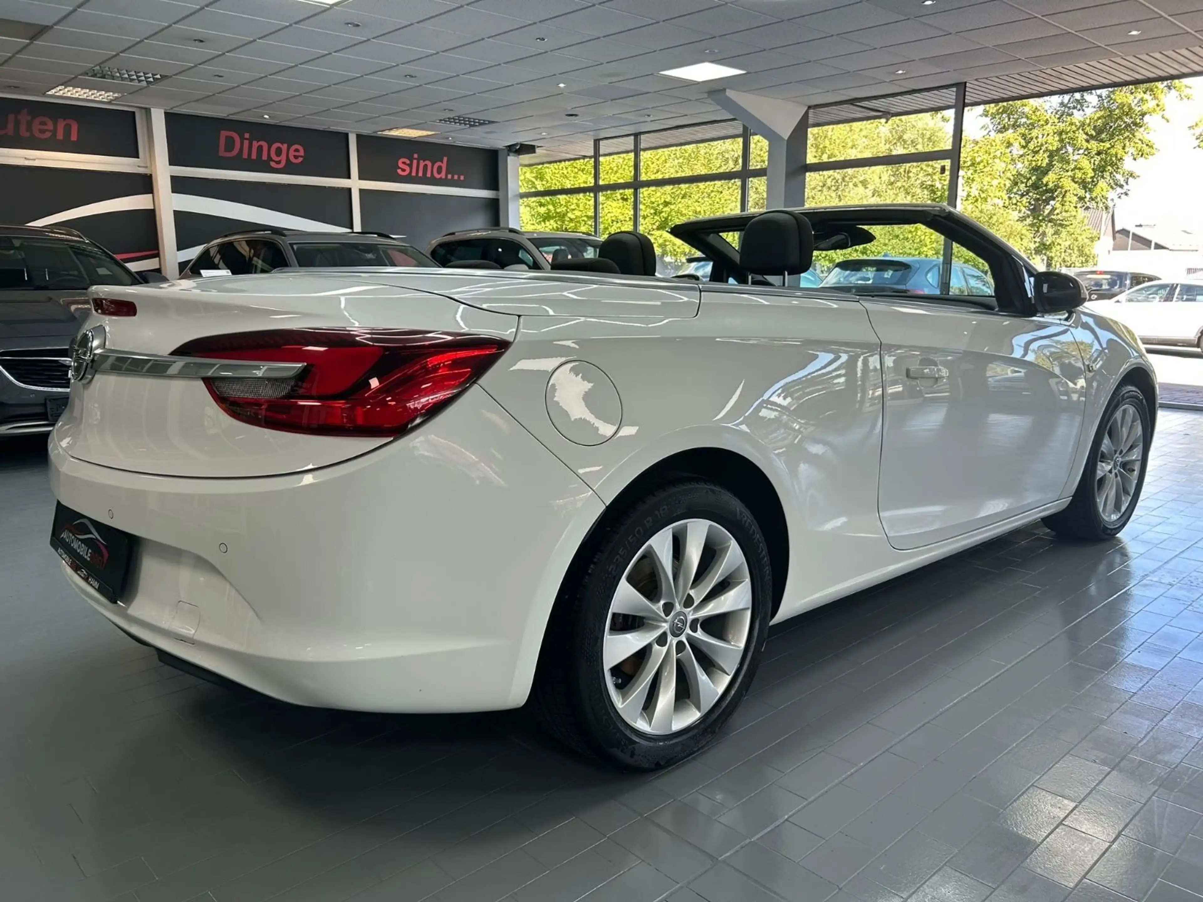 Opel Cascada Edition 1.4 Turbo/ Navi / TÜV Neu — photo 12