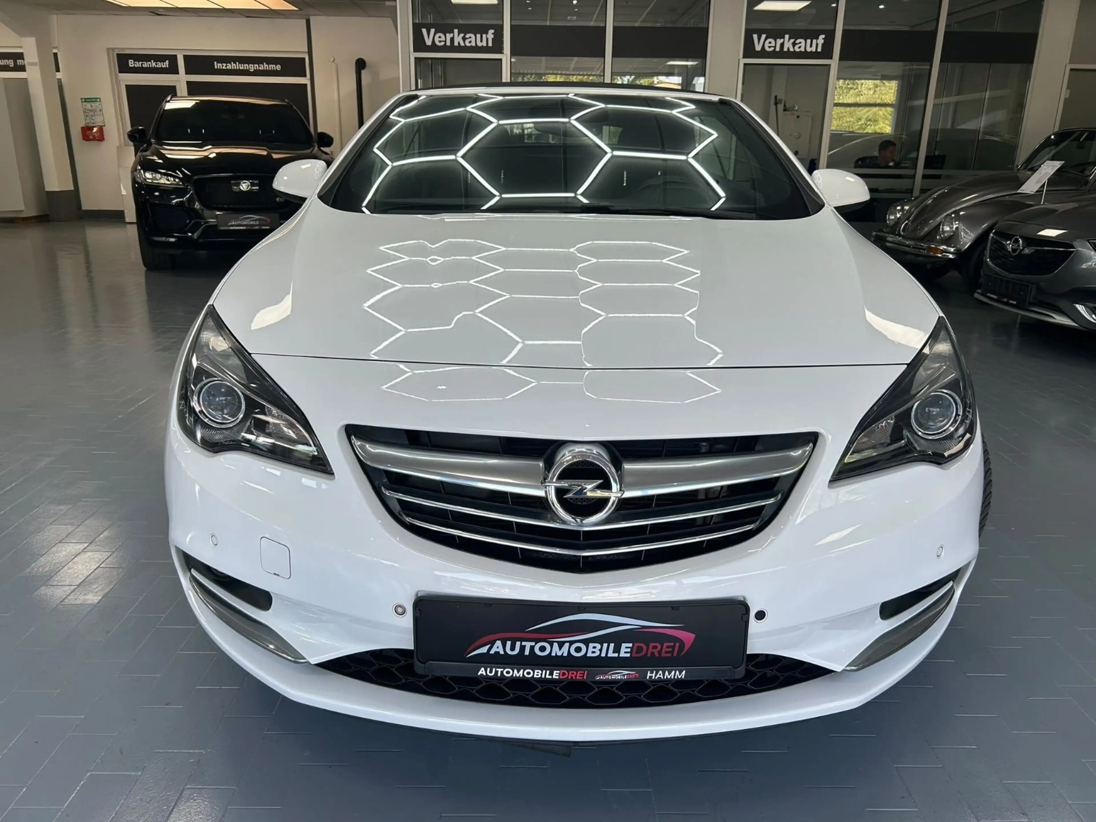 Opel Cascada Edition 1.4 Turbo/ Navi / TÜV Neu — photo 7
