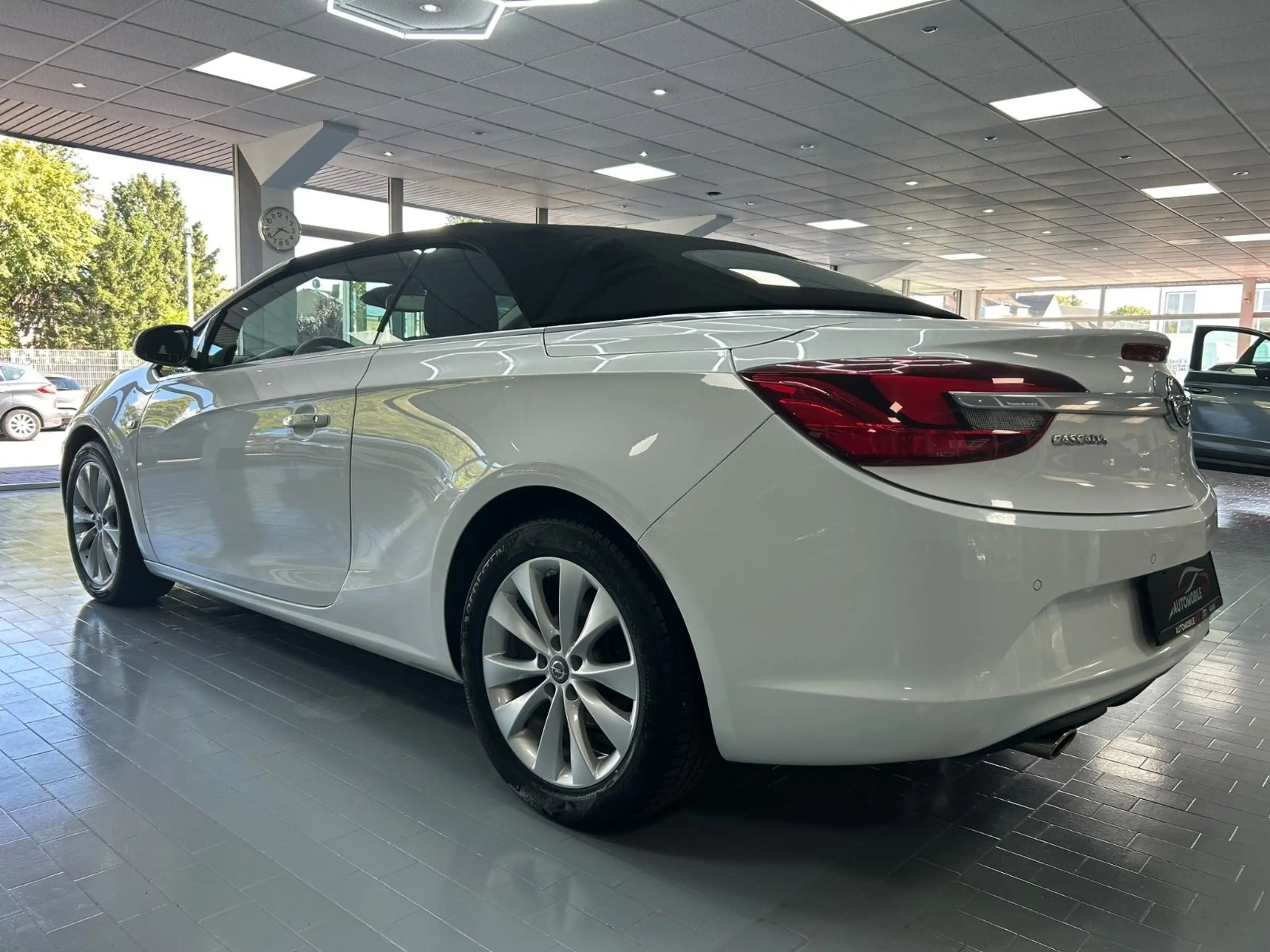 Opel Cascada Edition 1.4 Turbo/ Navi / TÜV Neu — photo 3